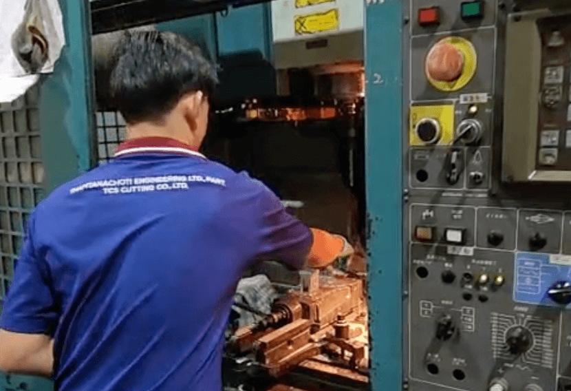 ภาพประกอบบริการ บริการงานกัด CNC